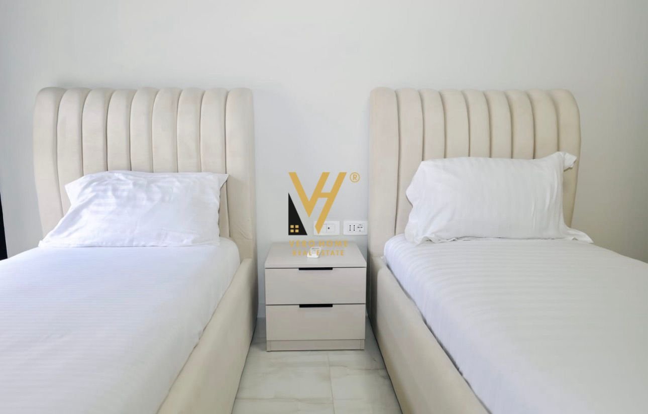 2+1+2 ME QIRA TE KOMUNA E PARISIT 1.100 EURO