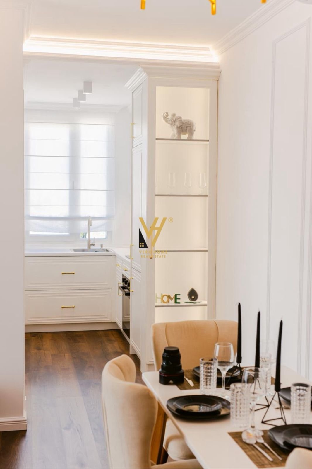 1+1+BLK ME QERA TE VILA L, ASTIR 600 EURO