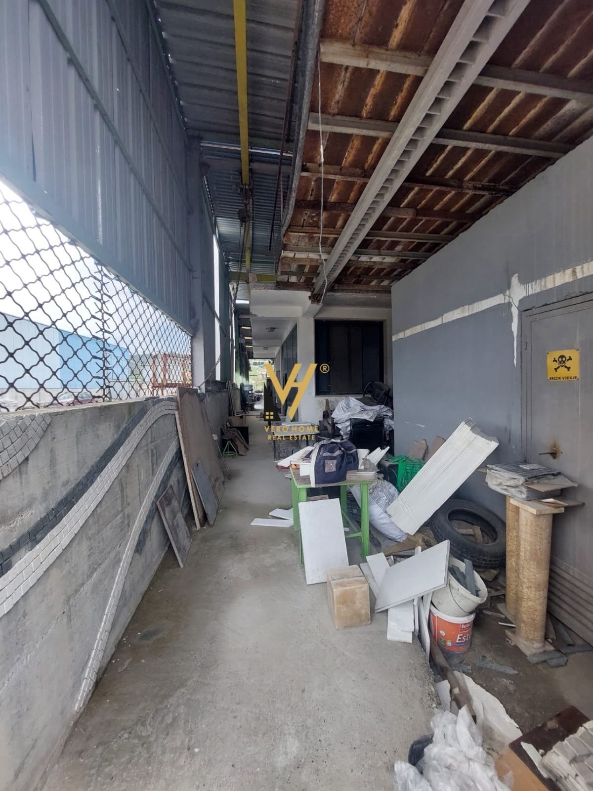 MAGAZINE+TRUALL 2.800 M2 NE VORE 84.000.000 LEKE