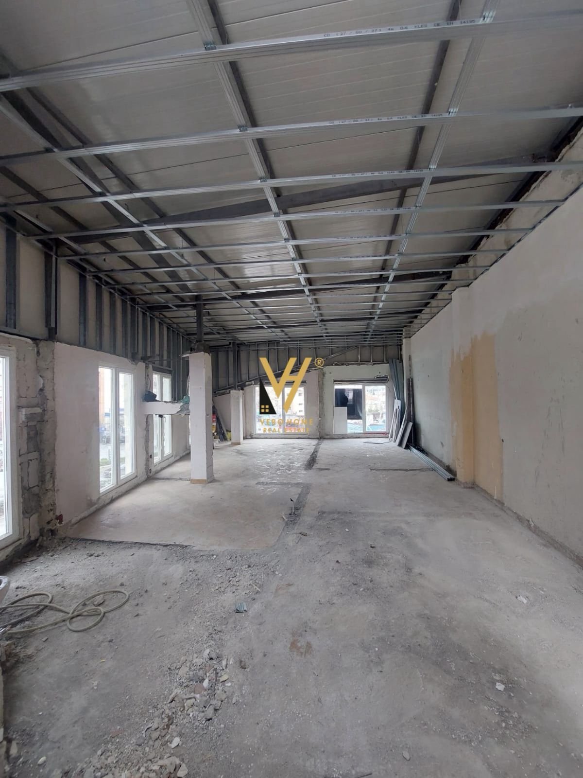 GODINE ME QERA TE ZOGU I ZI 5.000 EURO