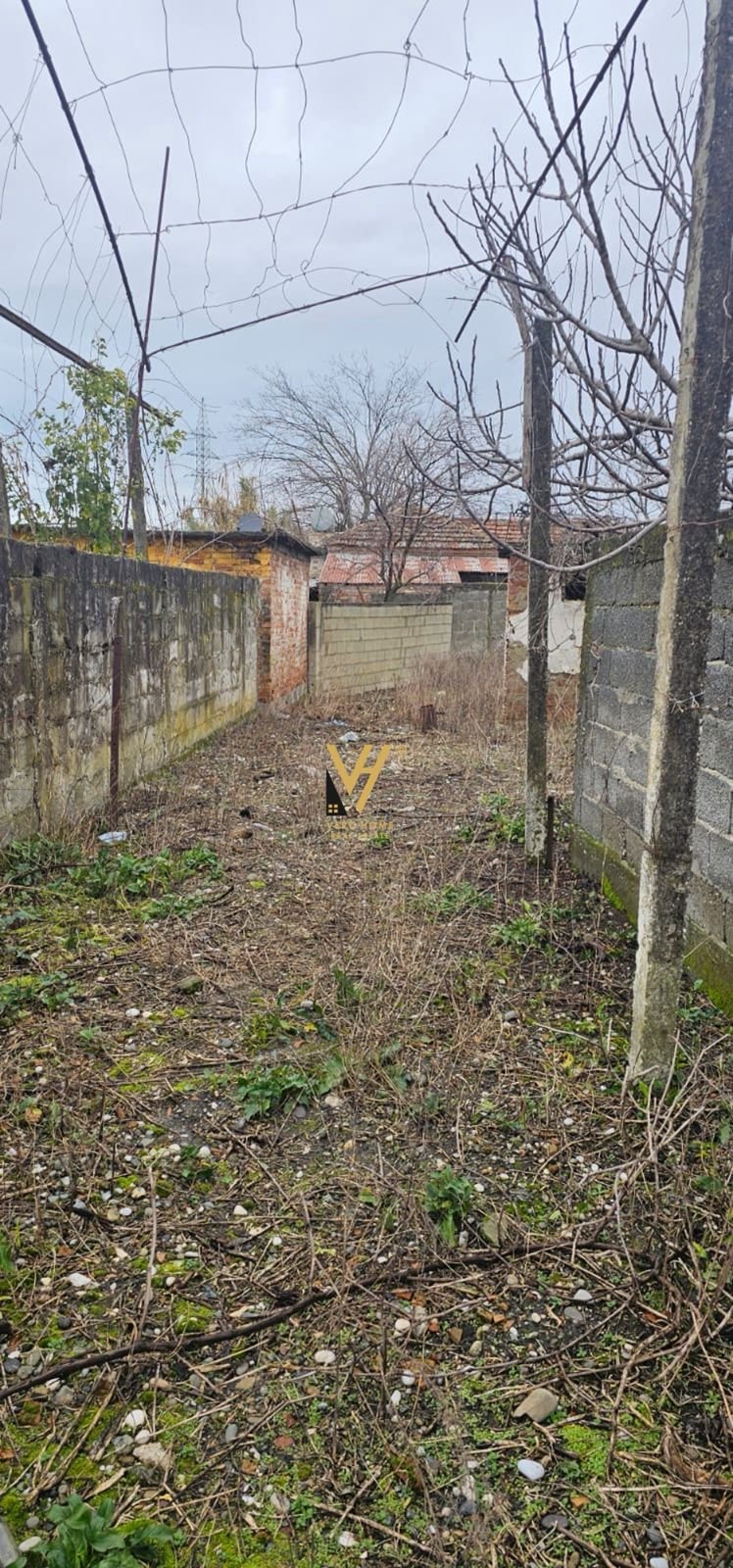 SHTEPI PRIVATE+TRUALL NE KAVAJE 42.000 EURO