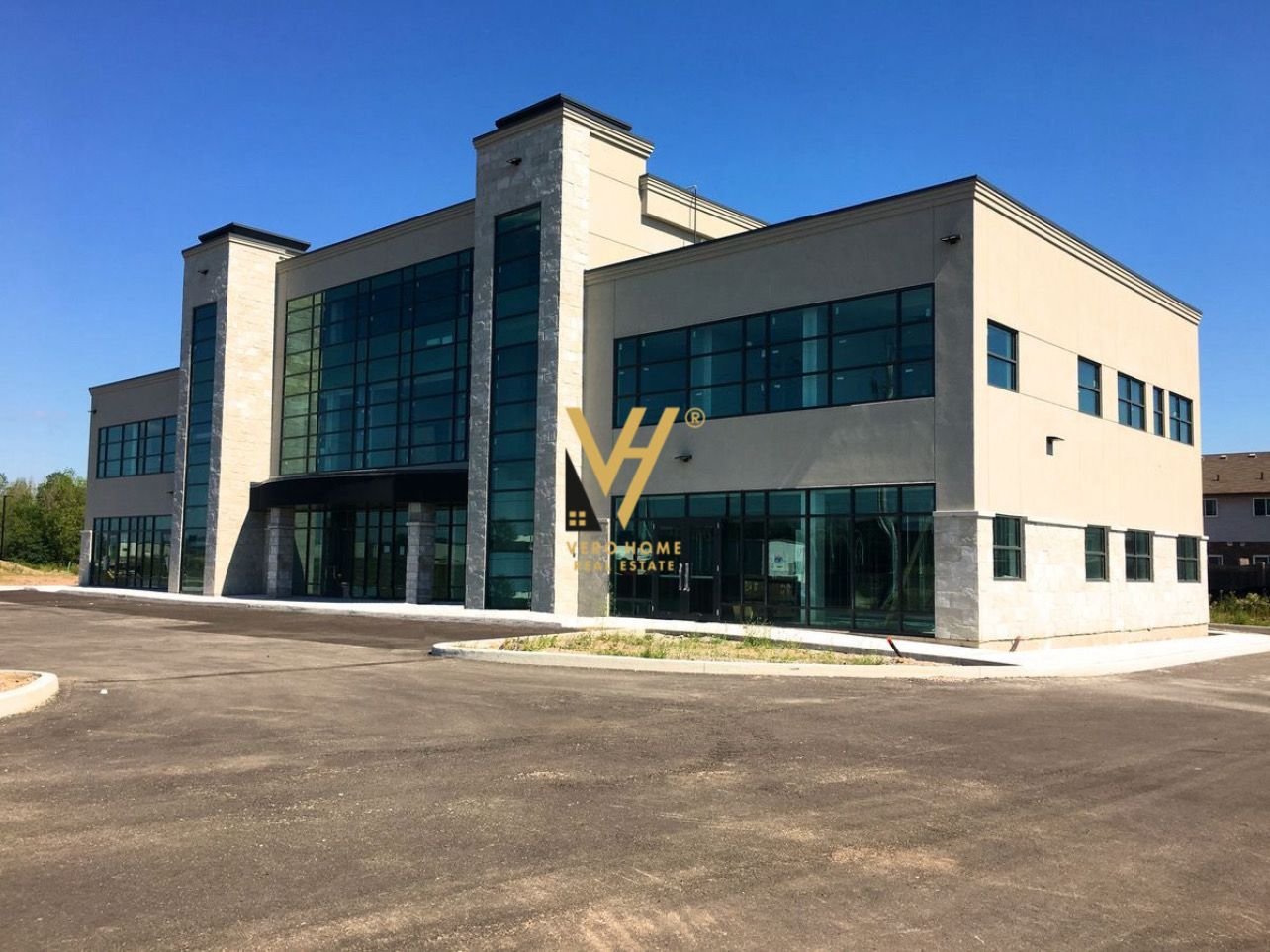 GODINE BIZNESI TE AUTOSTRADA TR-DR 1.400.000 EURO