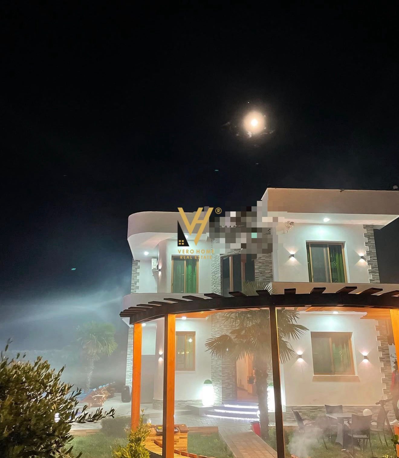 VILE DY KATESHE NE RRUSHKULL, SUKTH 721.000 EURO