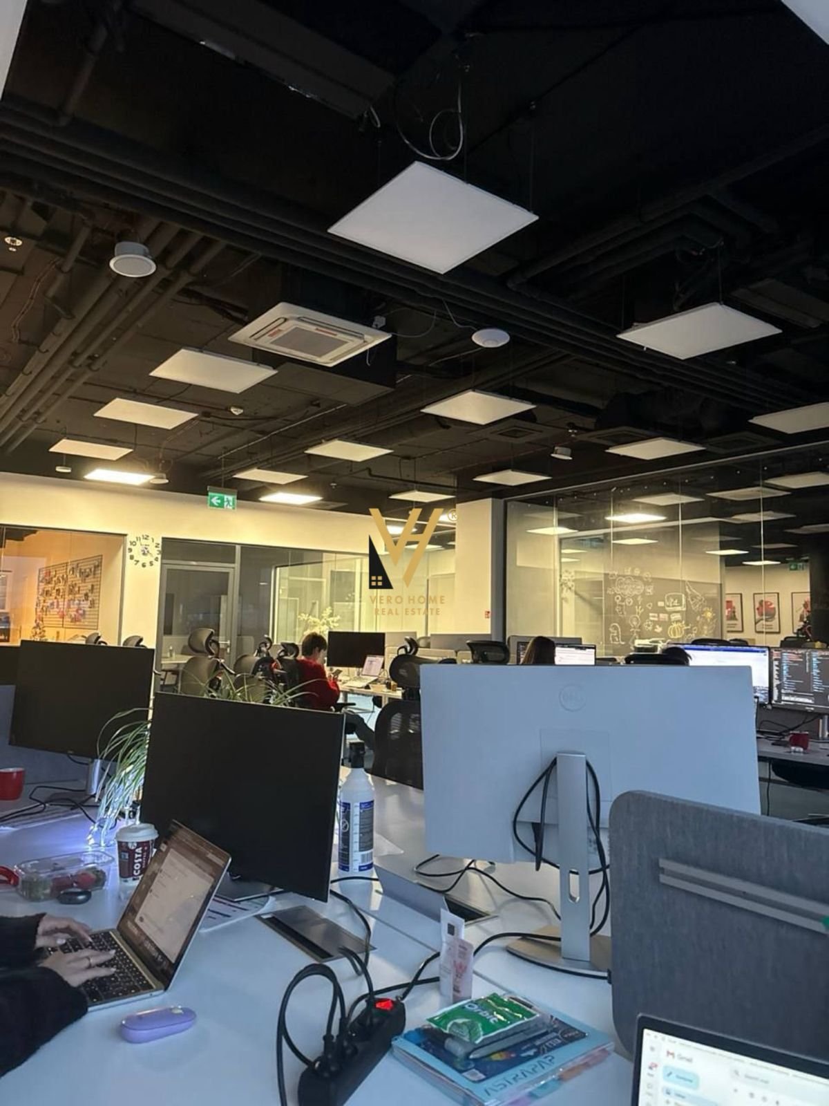 ZYRE 350 M2 ME QIRA TE KULLAT BINJAKE 5.000 EURO