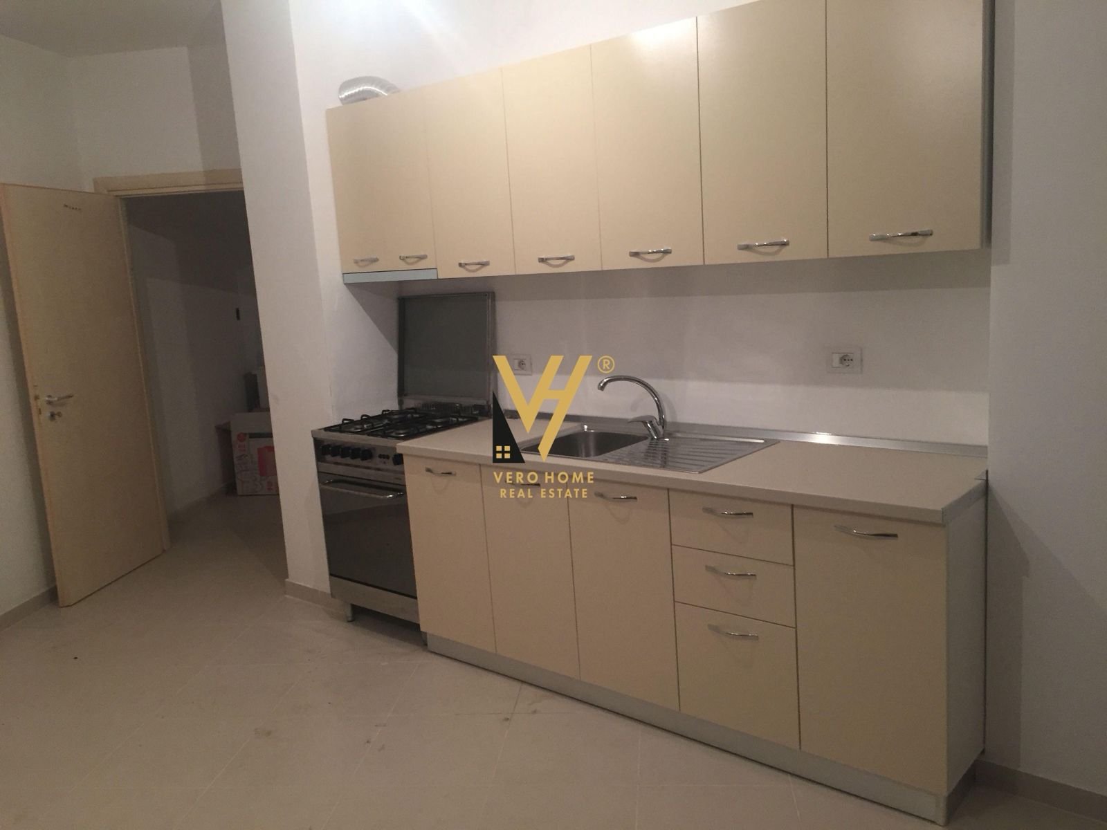 2+1+BLK ME QIRA NE ASTIR 52.000 LEKE