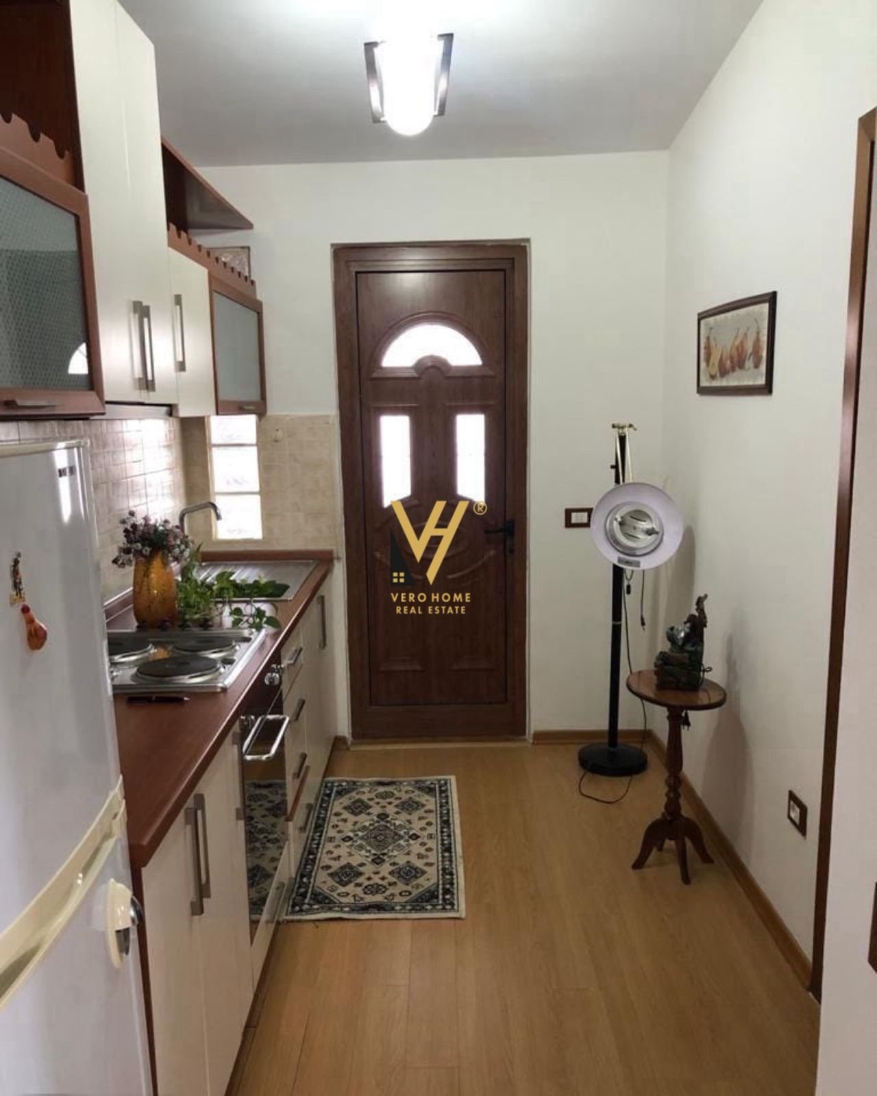 DUPLEX 3+2+3 TE 21 DHJETORI 400.000 EURO