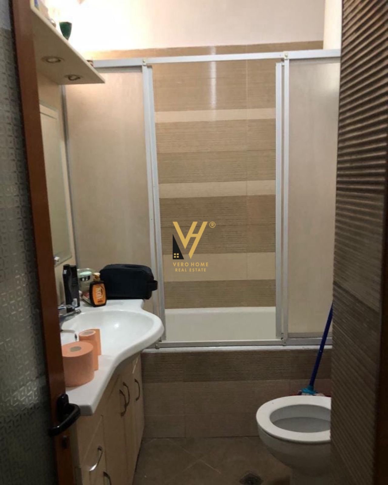 DUPLEX 3+2+3 TE 21 DHJETORI 400.000 EURO