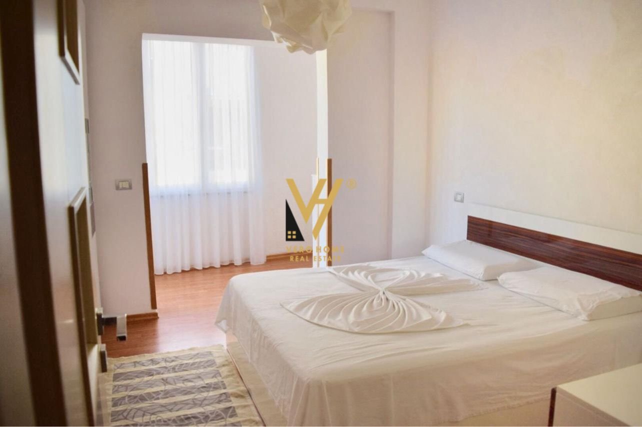 1+1+BLK NE SHKEMBIN E KAVAJES 135.000 EURO