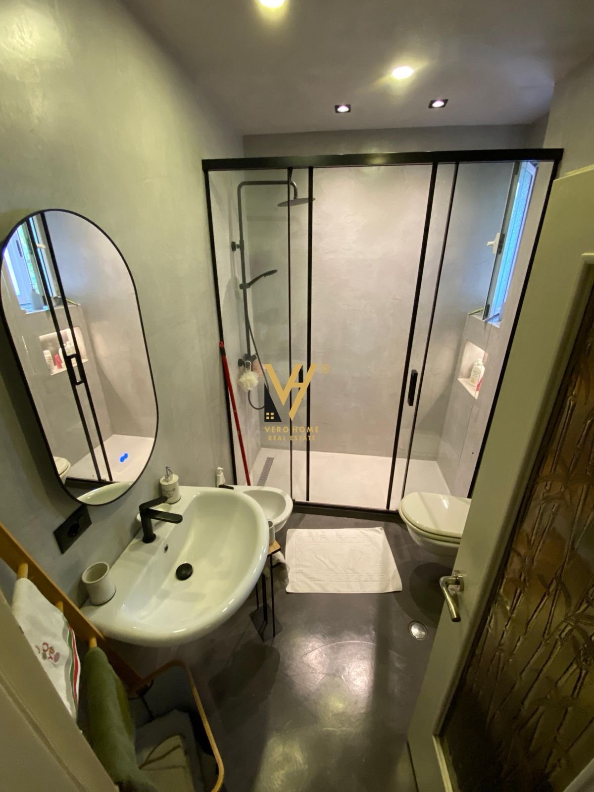 2+1+2+BLK TE URA E TABAKVE 280.000 EURO