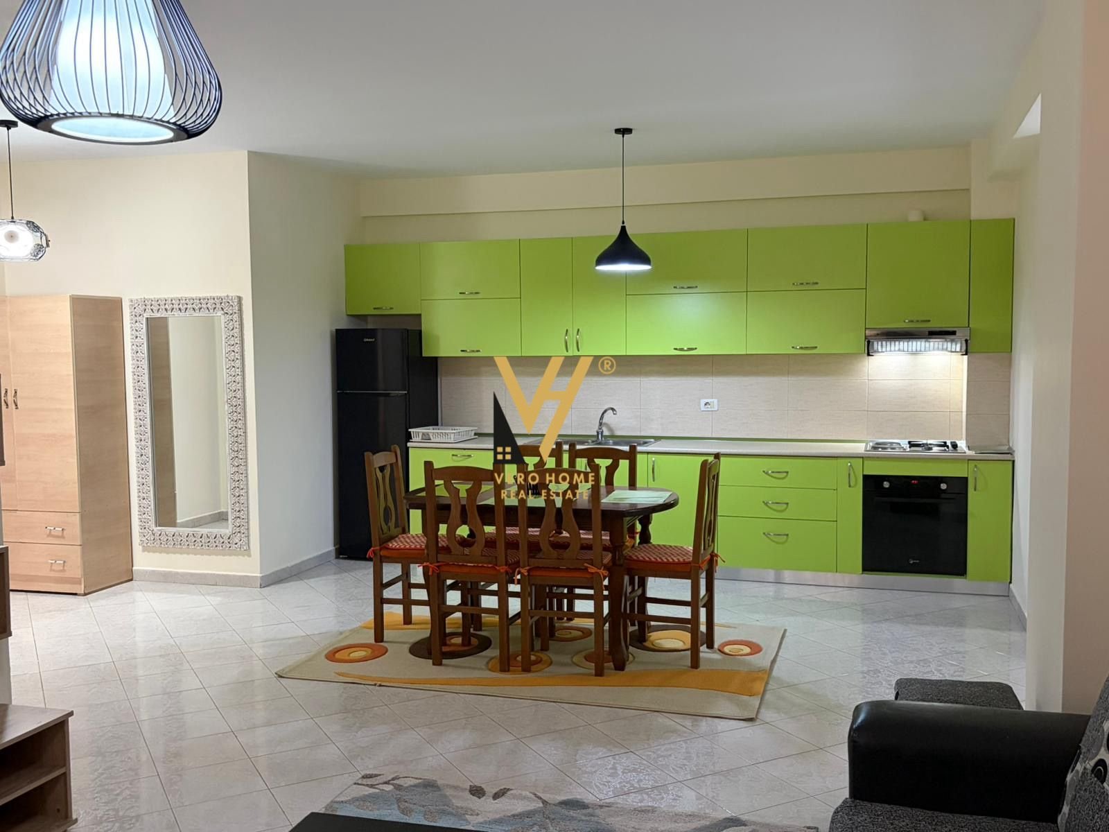 2+1+BLK ME QERA NE ASTIR 50.000 LEKE