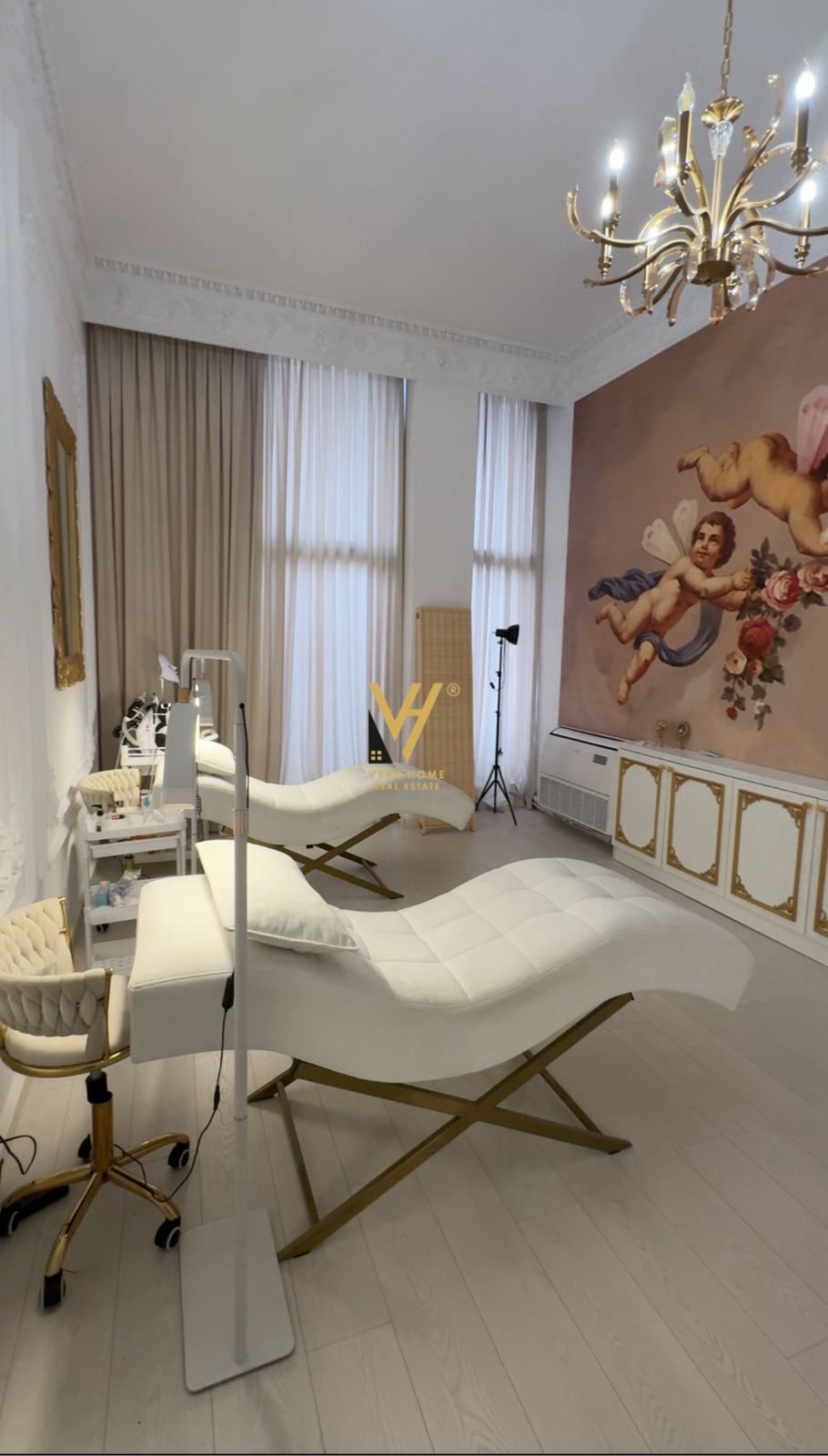 AMBIENT 78 M2 TE GARDEN BUILDING 1.100 EURO