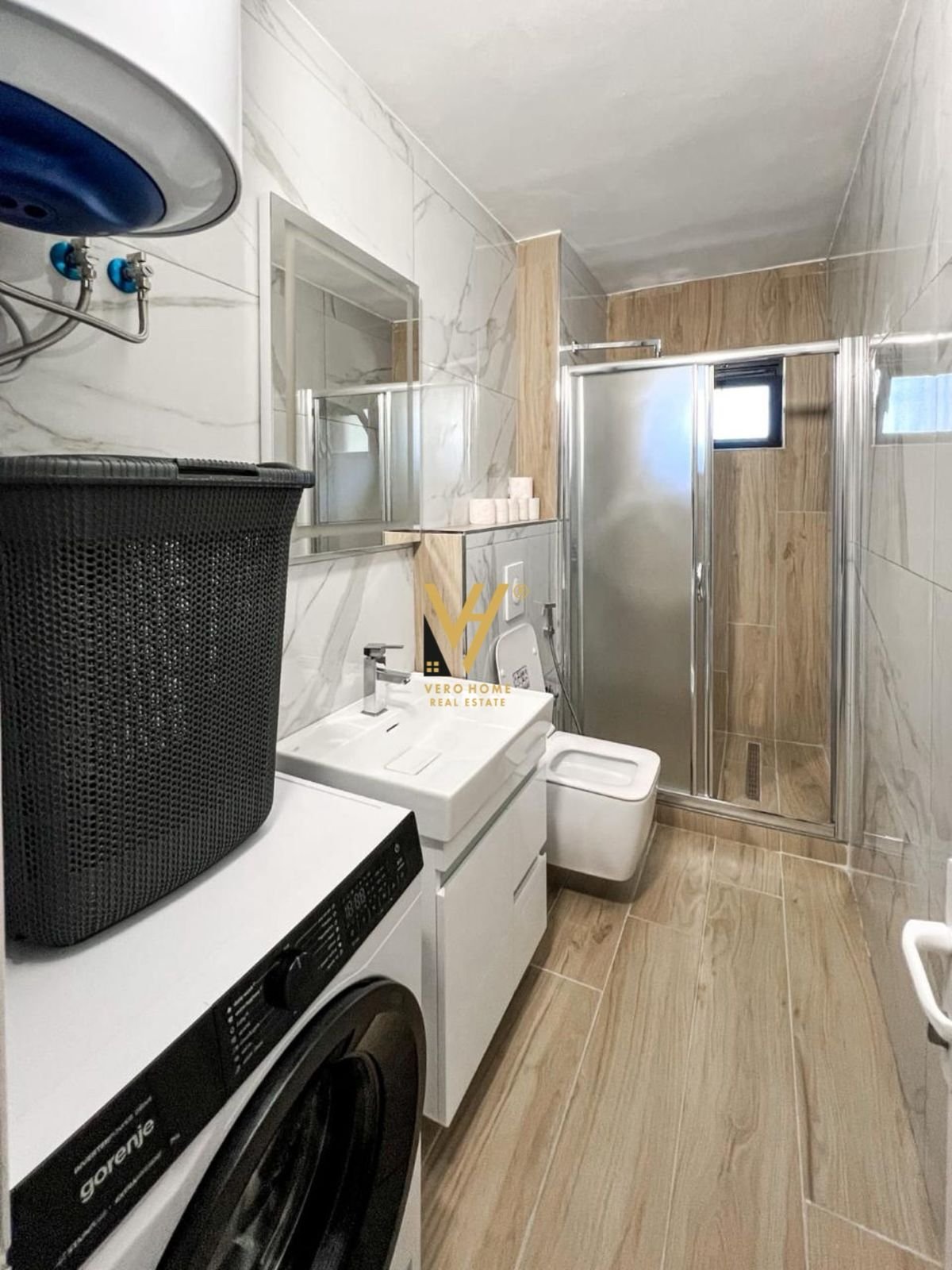 2+1+BLK ME QERA TE STADIUMI DINAMO 75.000 LEKE