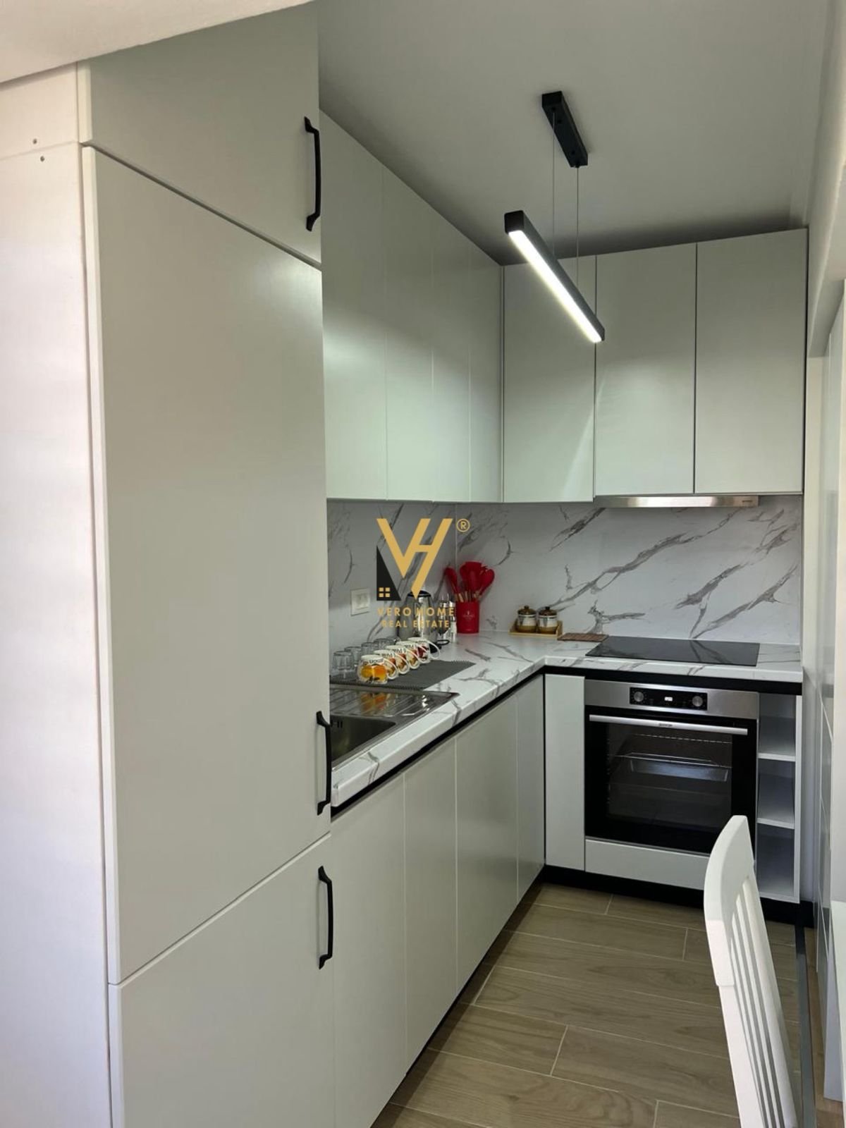 2+1+BLK ME QERA TE STADIUMI DINAMO 75.000 LEKE