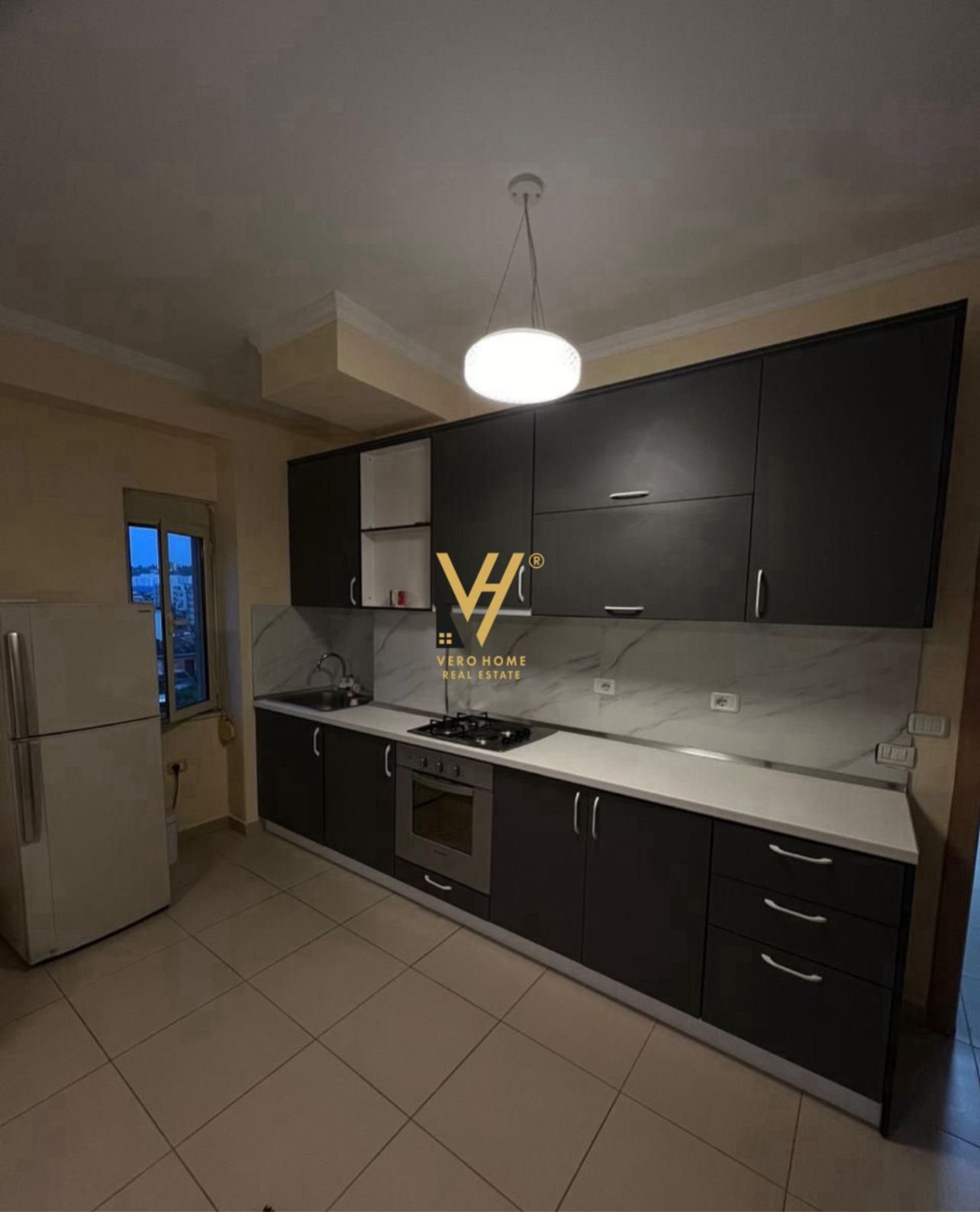 2+1 ME QIRA TE KODRA E PRIFTIT 500 EURO