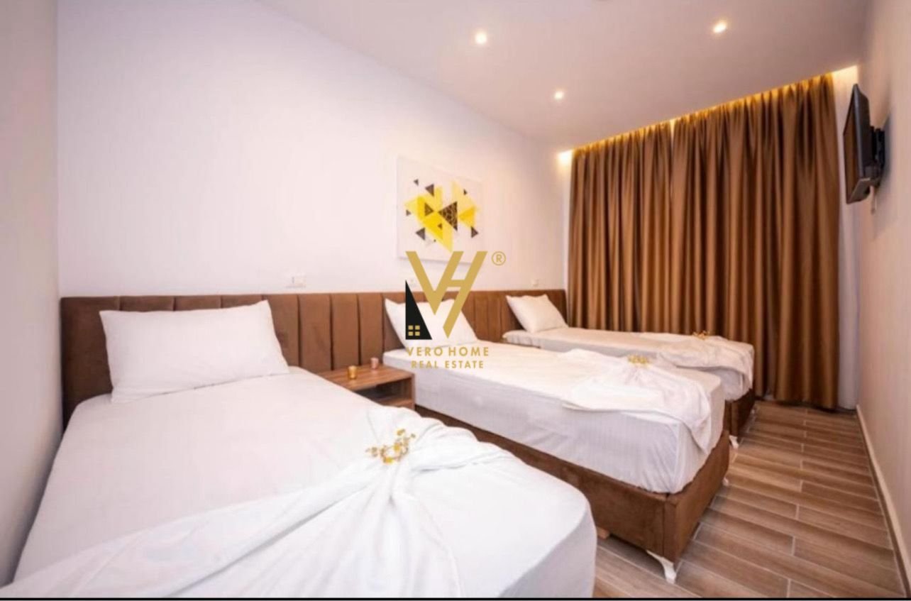 JEPET HOTEL ME QIRA NE ORIKUM 13.000 EURO NE VIT