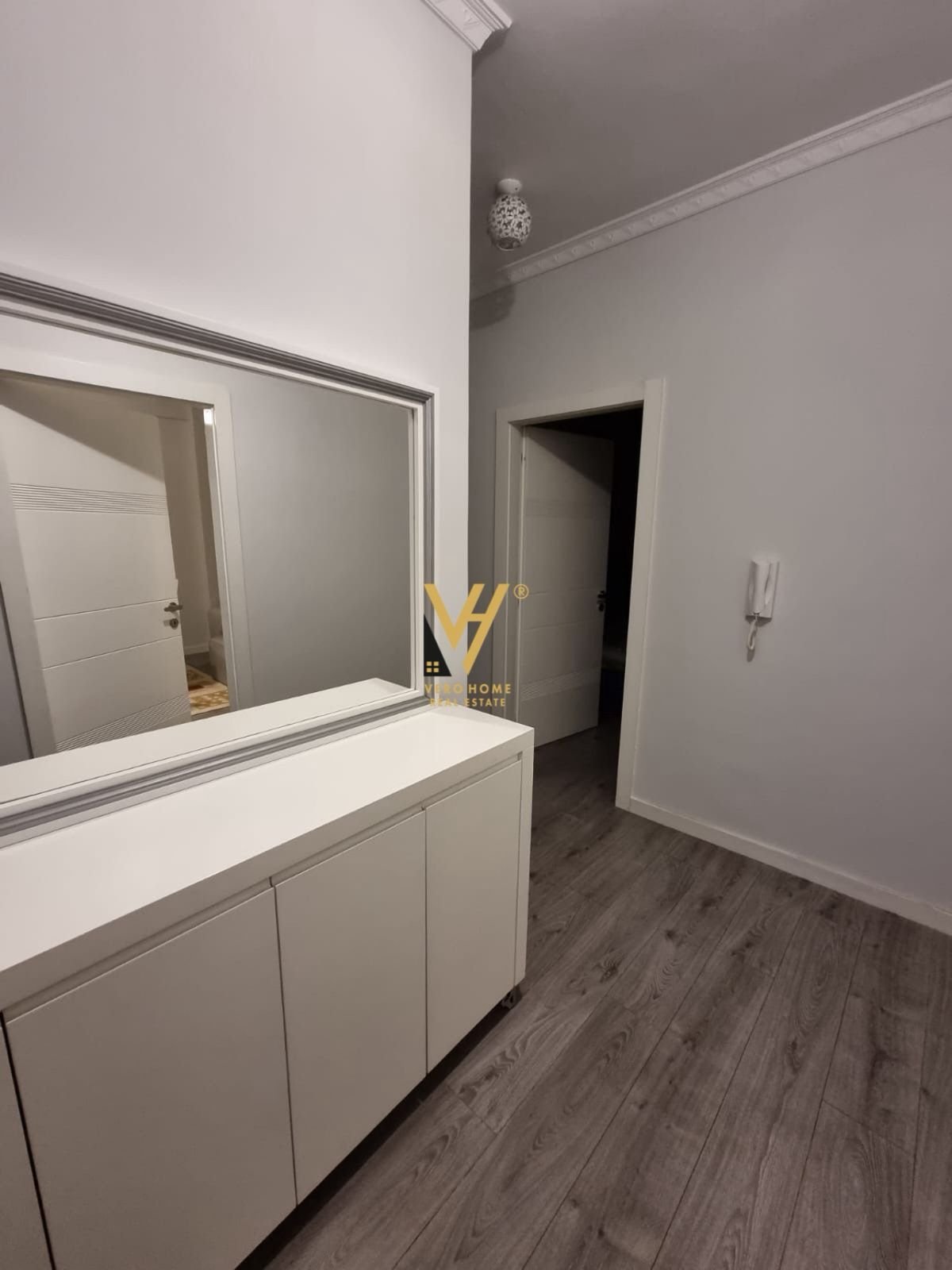 2+1+BLK ME QERA NE ASTIR 55.000 LEKE