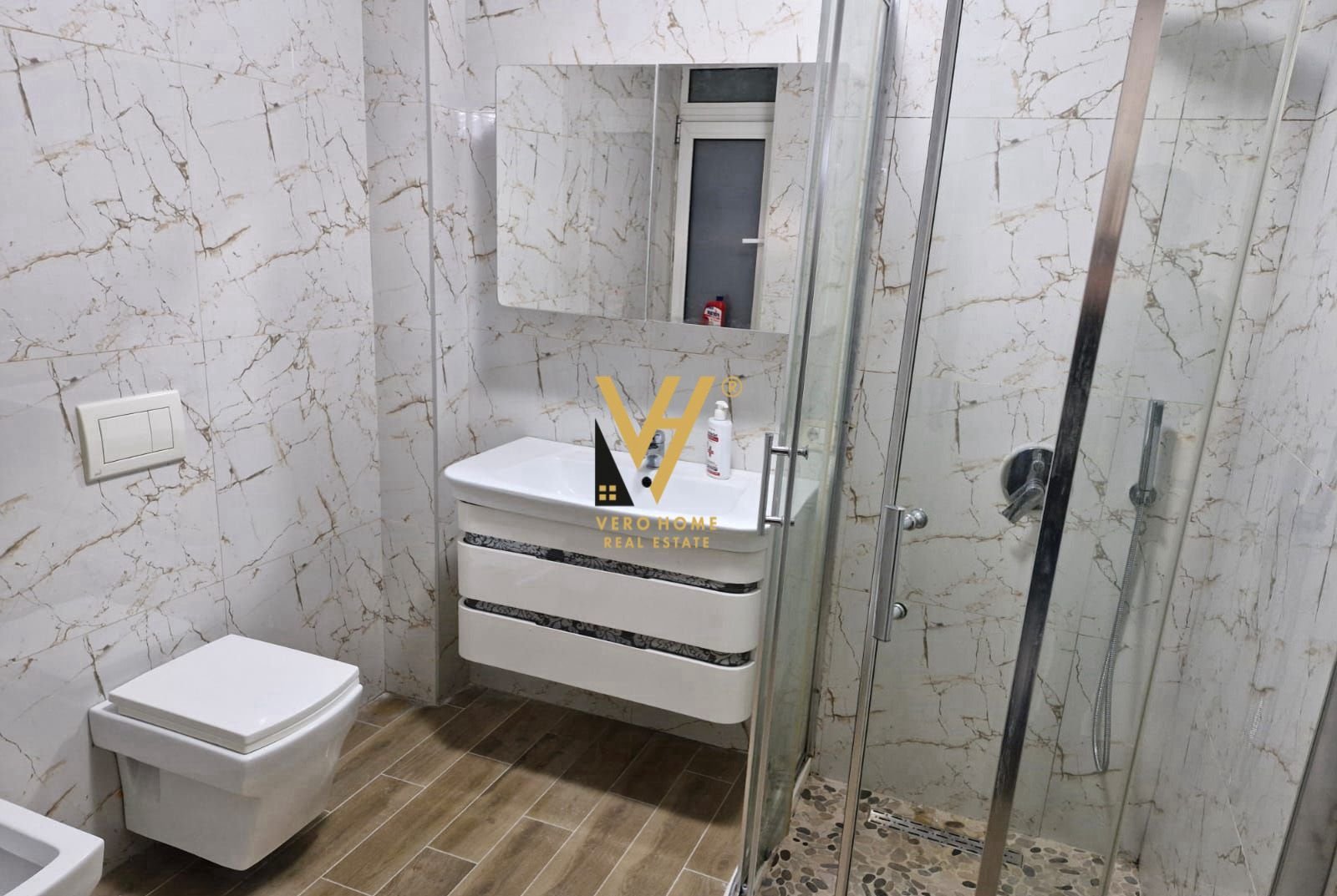 3+1+2+BLK NE PORCELAN 219.000 EURO