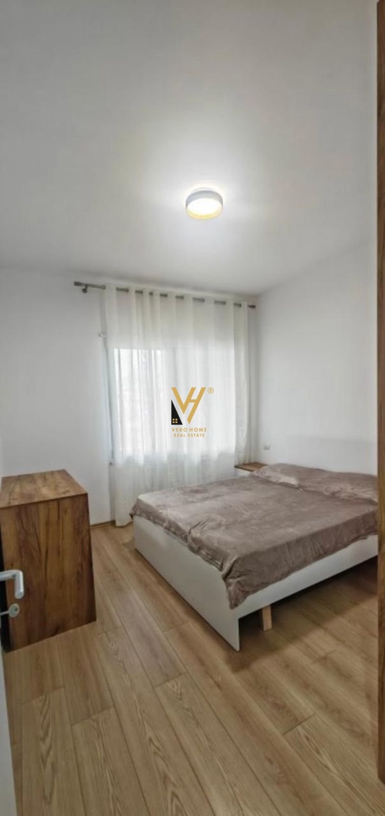APARTAMENT 1+1 ME QIRA NE SHKOZE 450 EURO