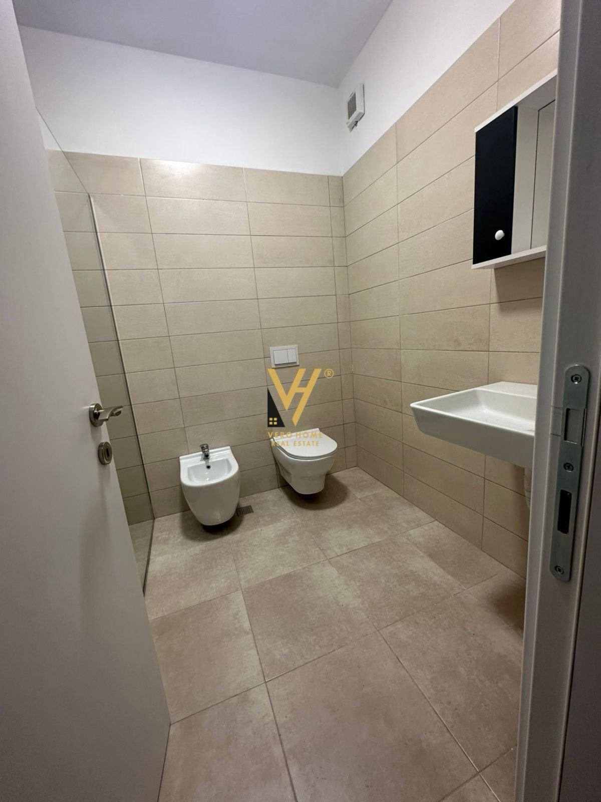 APARTAMENT 1+1+BLK NE ALI DEM 200.000 EURO