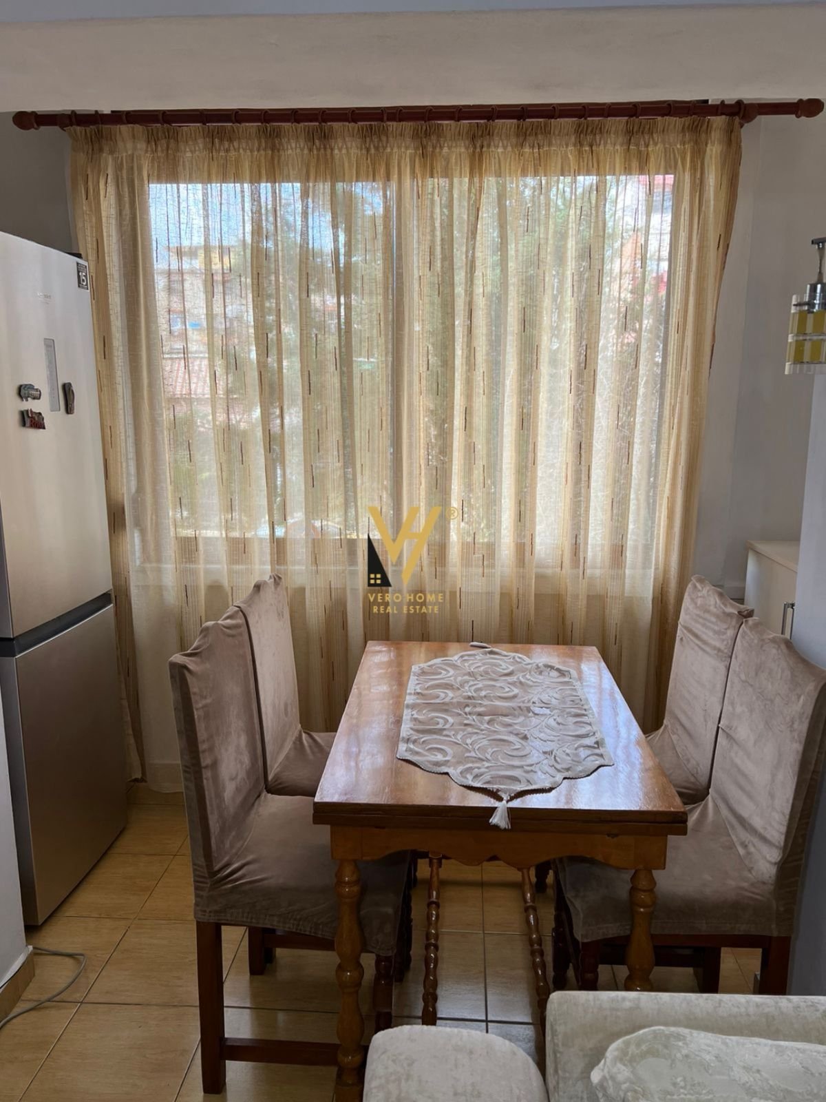 1+1 ME QERA TE OXHAKU 40.000 LEKE