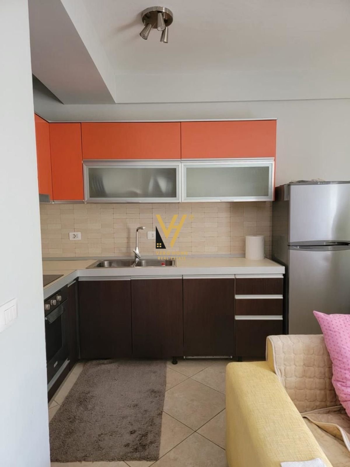 1+1+BLK ME QERA NE ALI DEM 50.000 LEKE