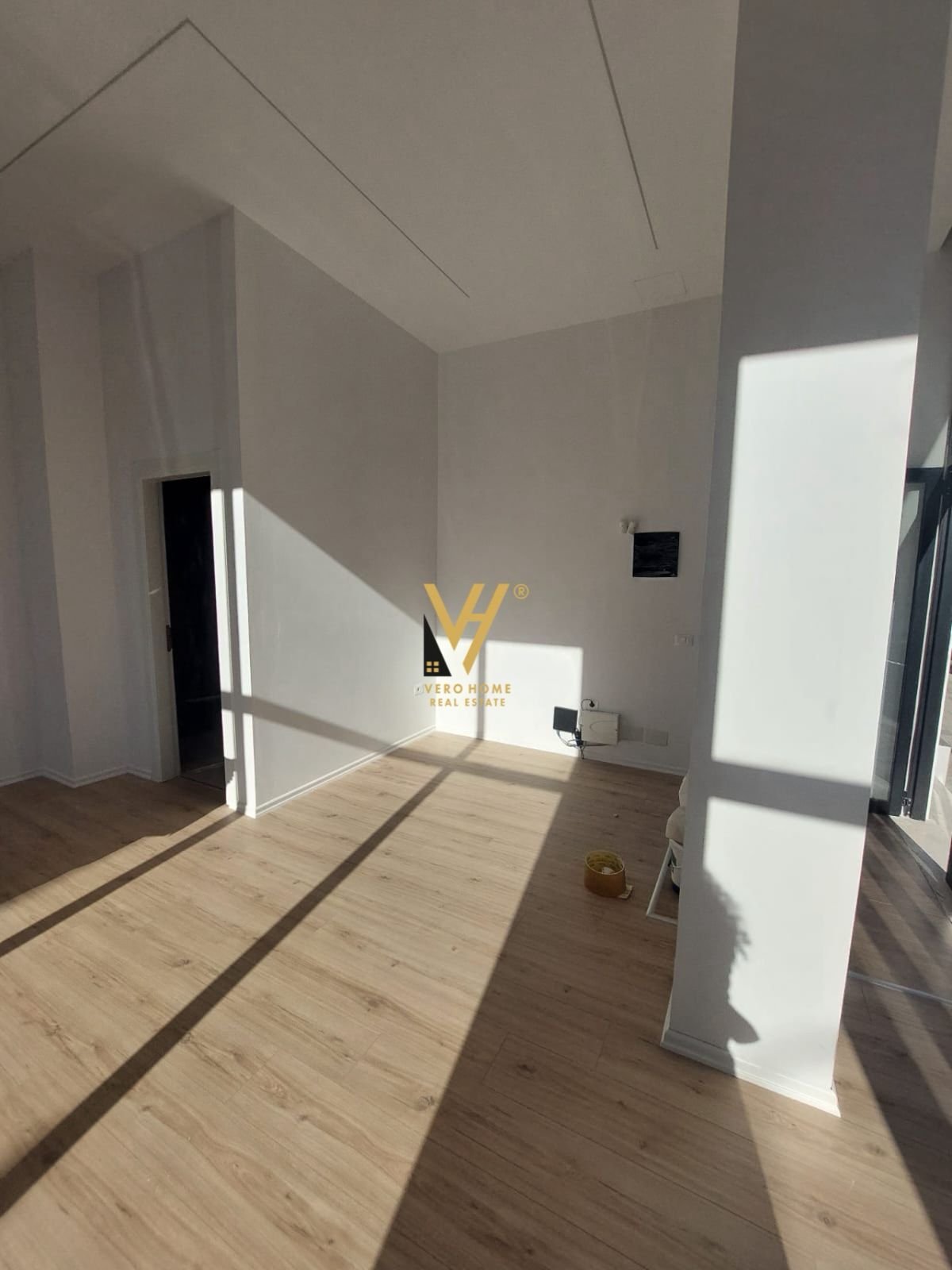 DYQAN 35 M2 ME QERA TE MINE PEZA 105.000 LEKE