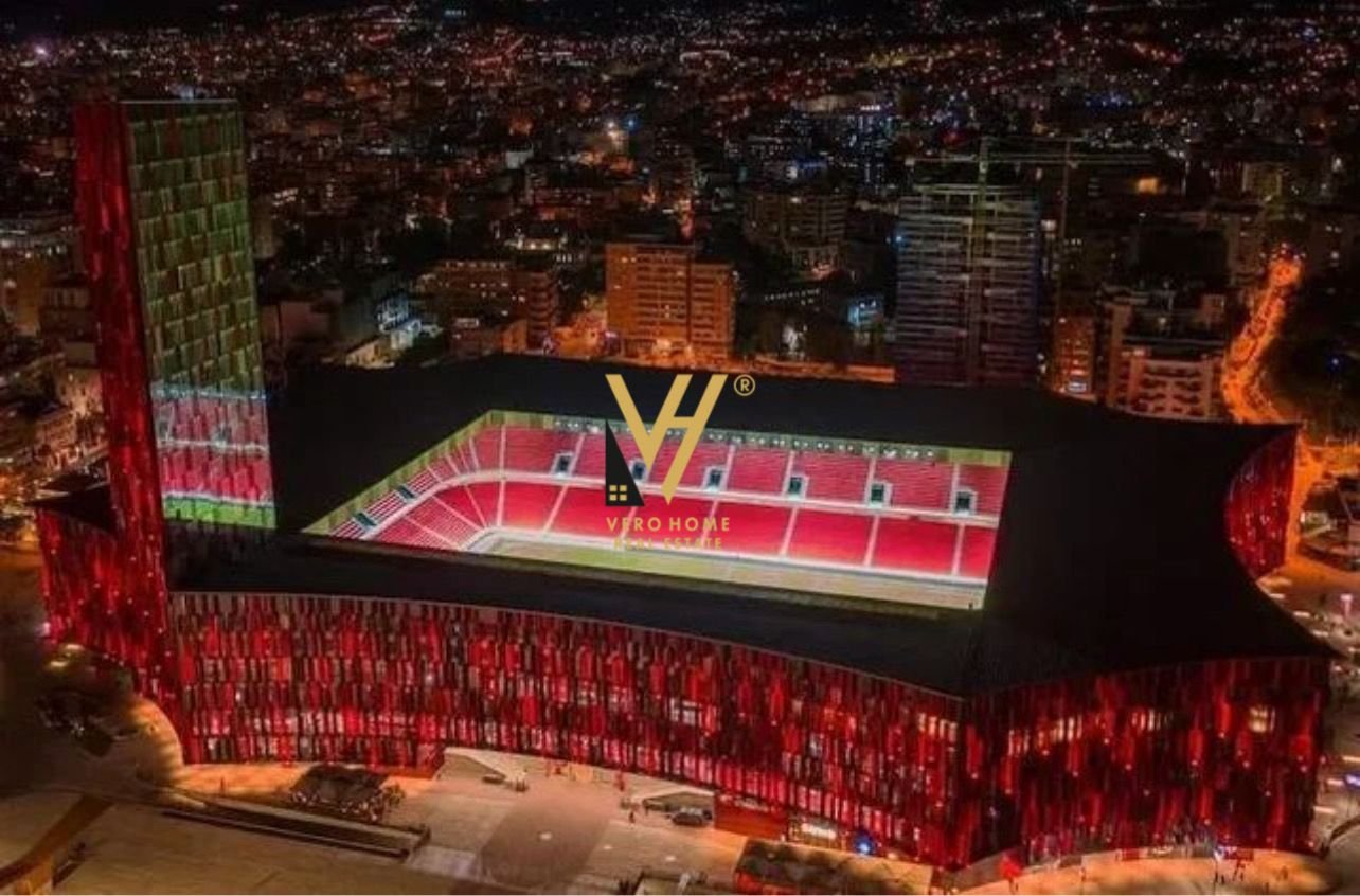 ZYRE 235 M2 ME QIRA TE ARENA CENTER 6.580 EURO