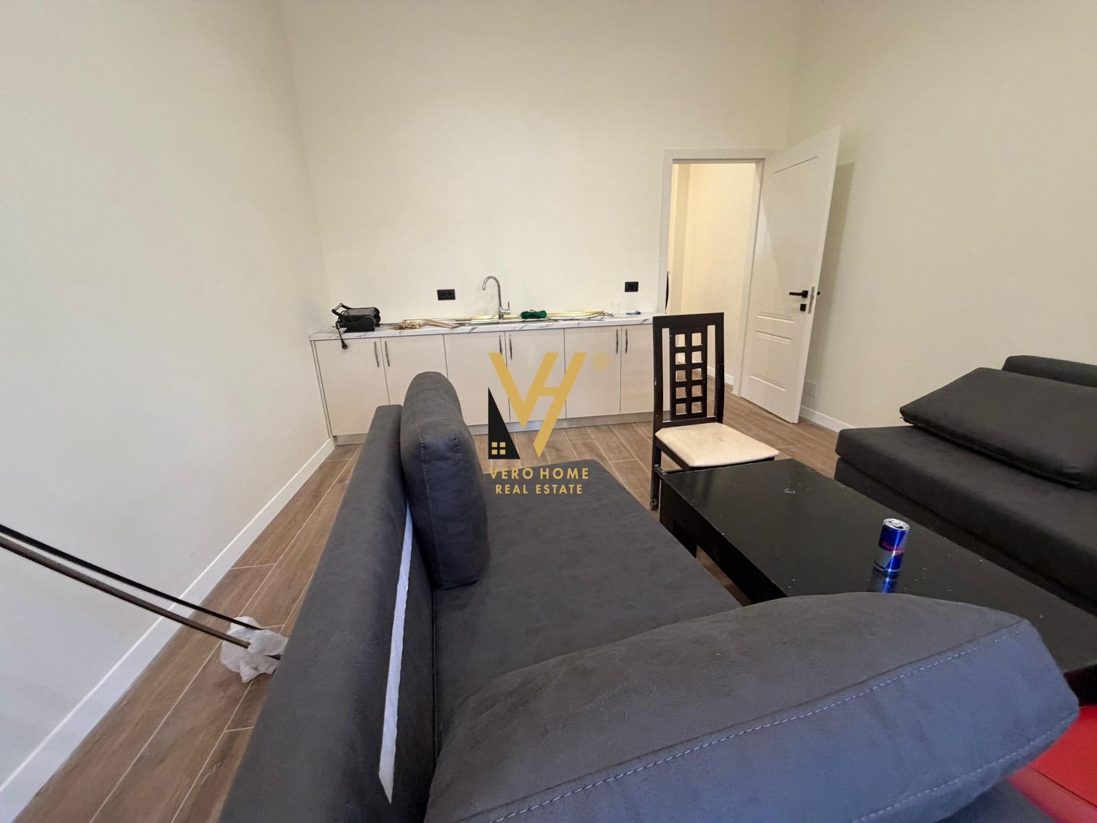 AMBIENT BIZNESI 222 M2 TE BUNKART 120.000 LEKE