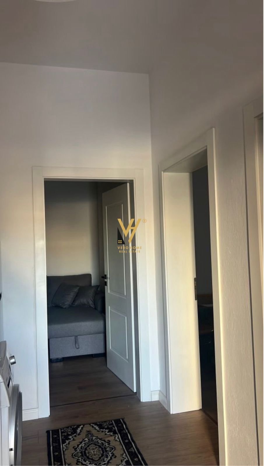 APARTAMENT 1+1 ME QIRA TE BULEVARDI I RI 400 EURO