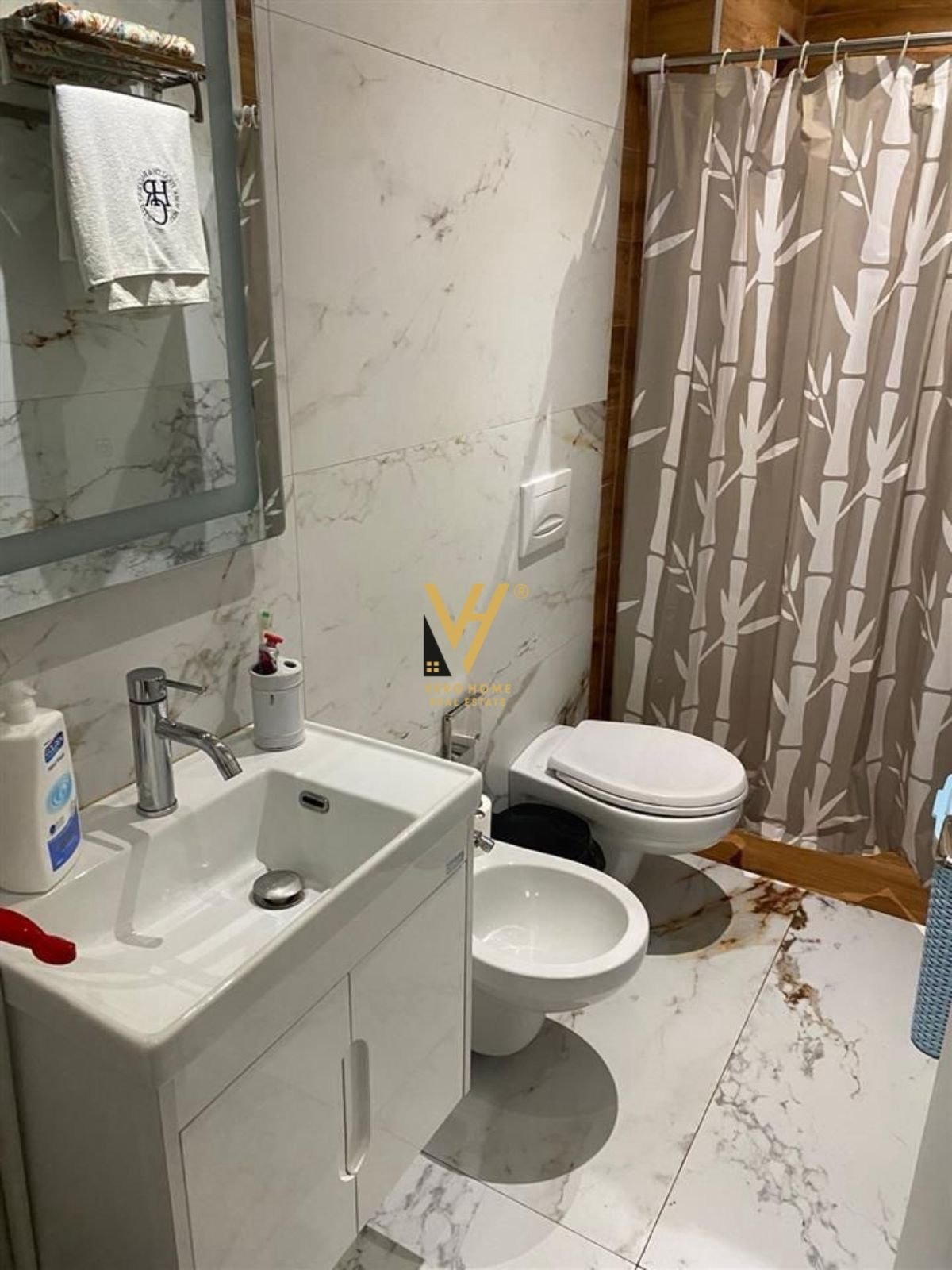 2+1+BLK ME QERA TE SELVIA 600 EURO