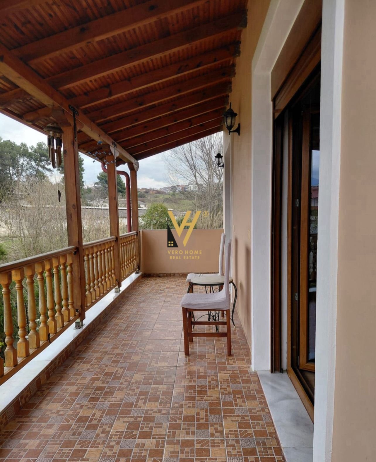 5+1+2+BLK ME QIRA NE ALI DEM 1.300 EURO