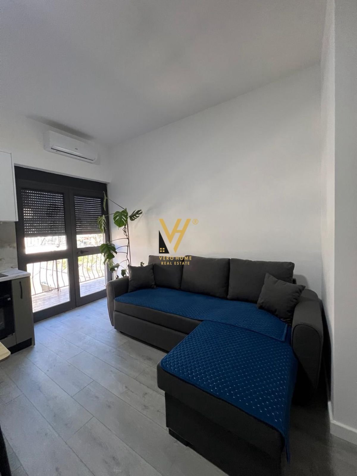 1+1+BLK ME QIRA NE SHKOZE 55.000 LEKE