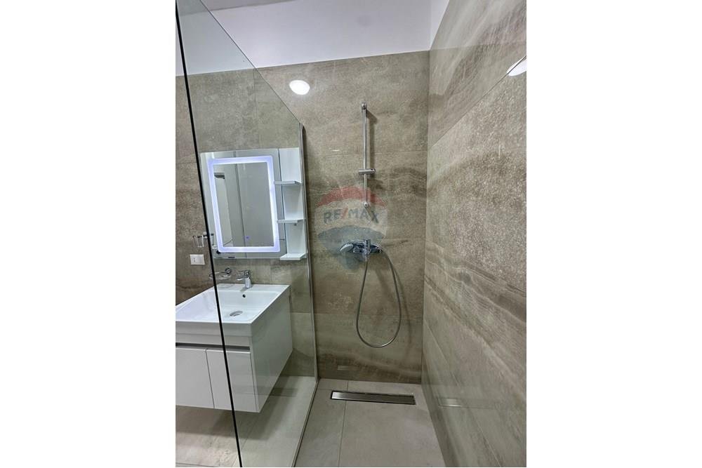 Jepet me qira 1+1 te Kompleksi Delijorgji