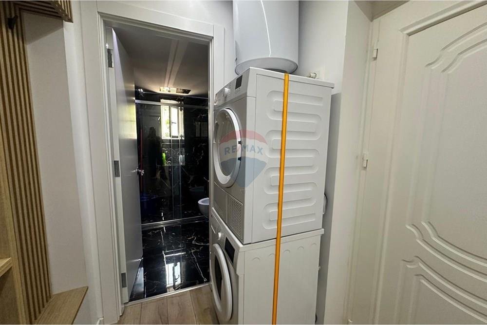 Apartament 1+1 me qira në zonën 21 Dhjetorit