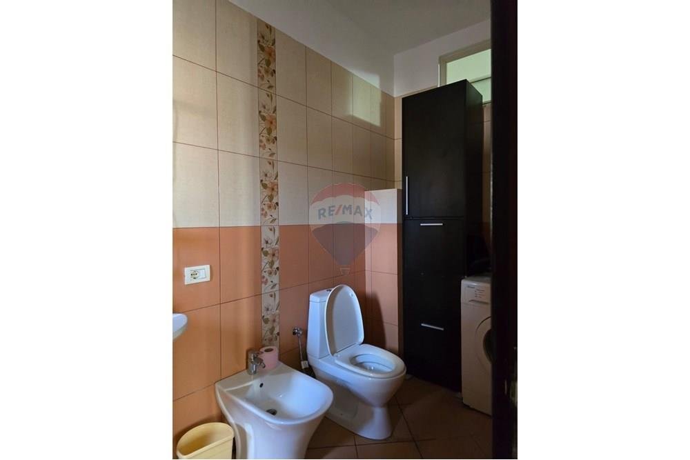 Jepet me qira apartament 2+1 tek Rruga Rrapo Hekal