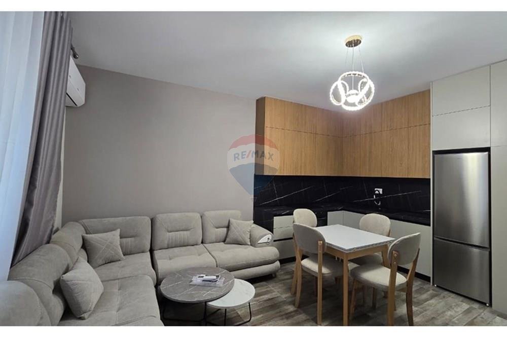 Apartament 1+1 me qira tek Zogu I Zi