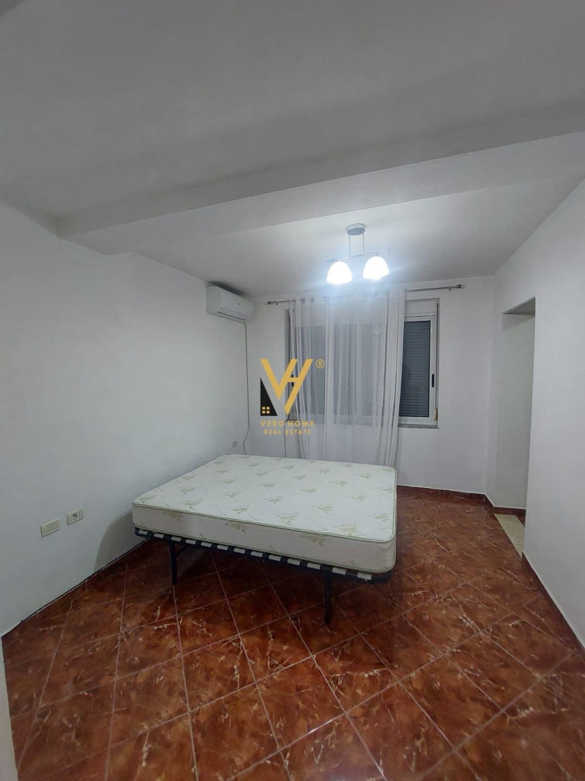 3+1 ME QERA TE SHESHI WILLSON 55.000 LEKE