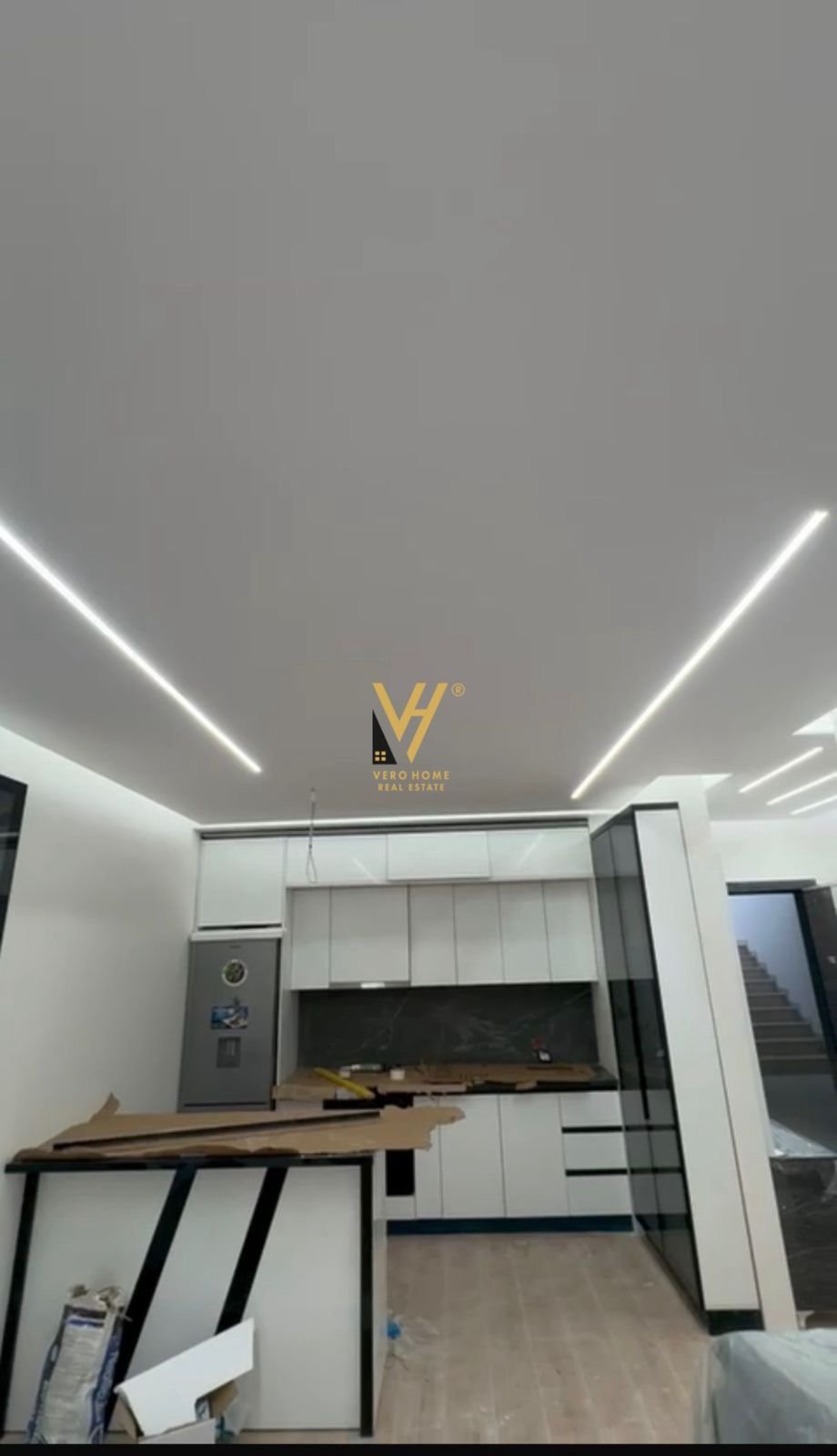 1+1+BLK ME QERA NE INSTITUT 55.000 LEKE