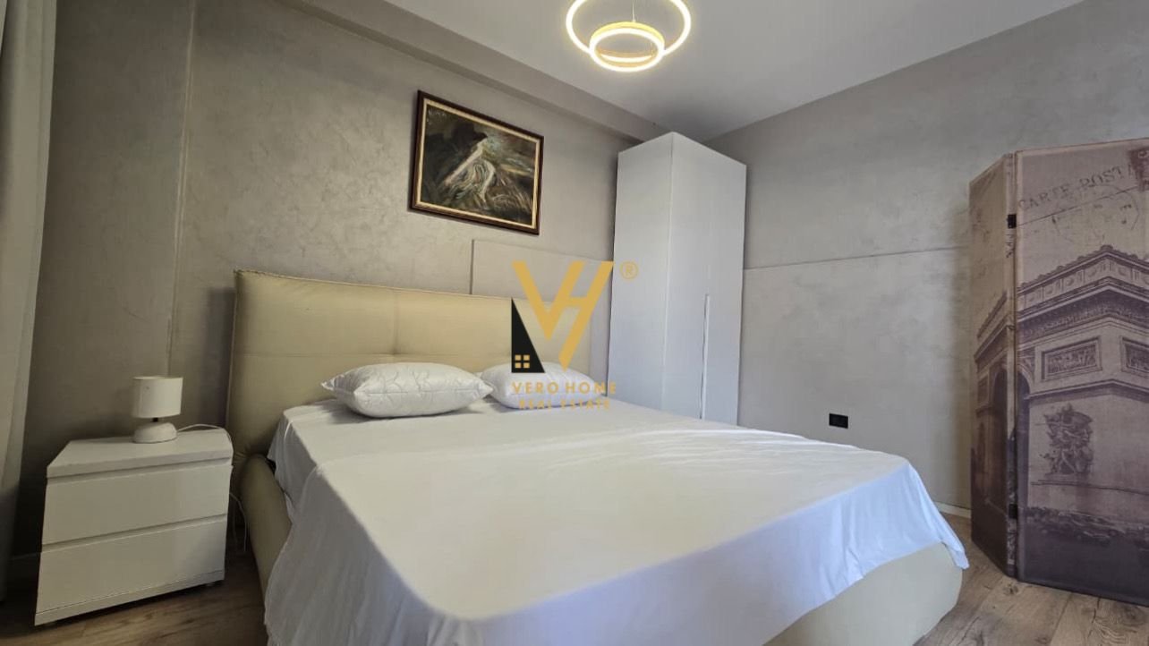 2+1+BLK ME QERA NE QENDER 1.500 EURO