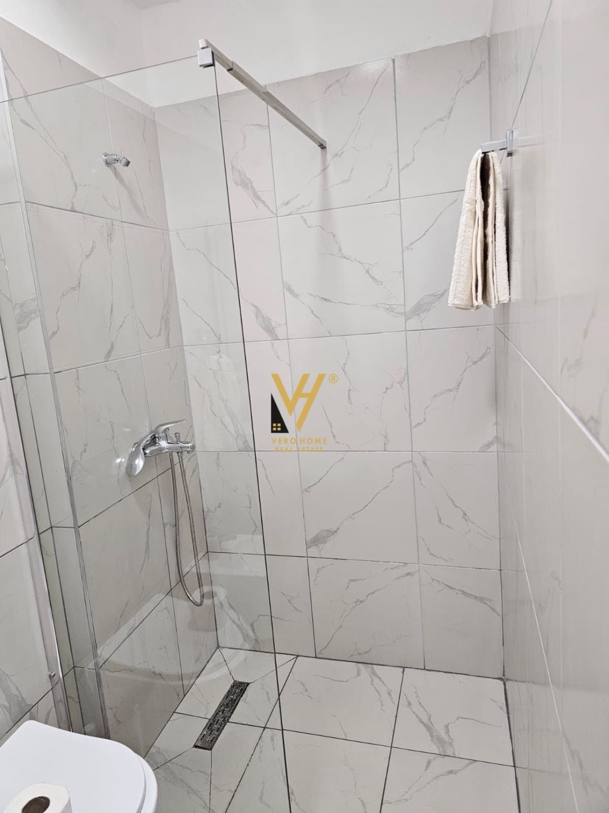 2+1+2+BLK TE REZ.HENKA, AMERIKAN 3- 190.000 EURO