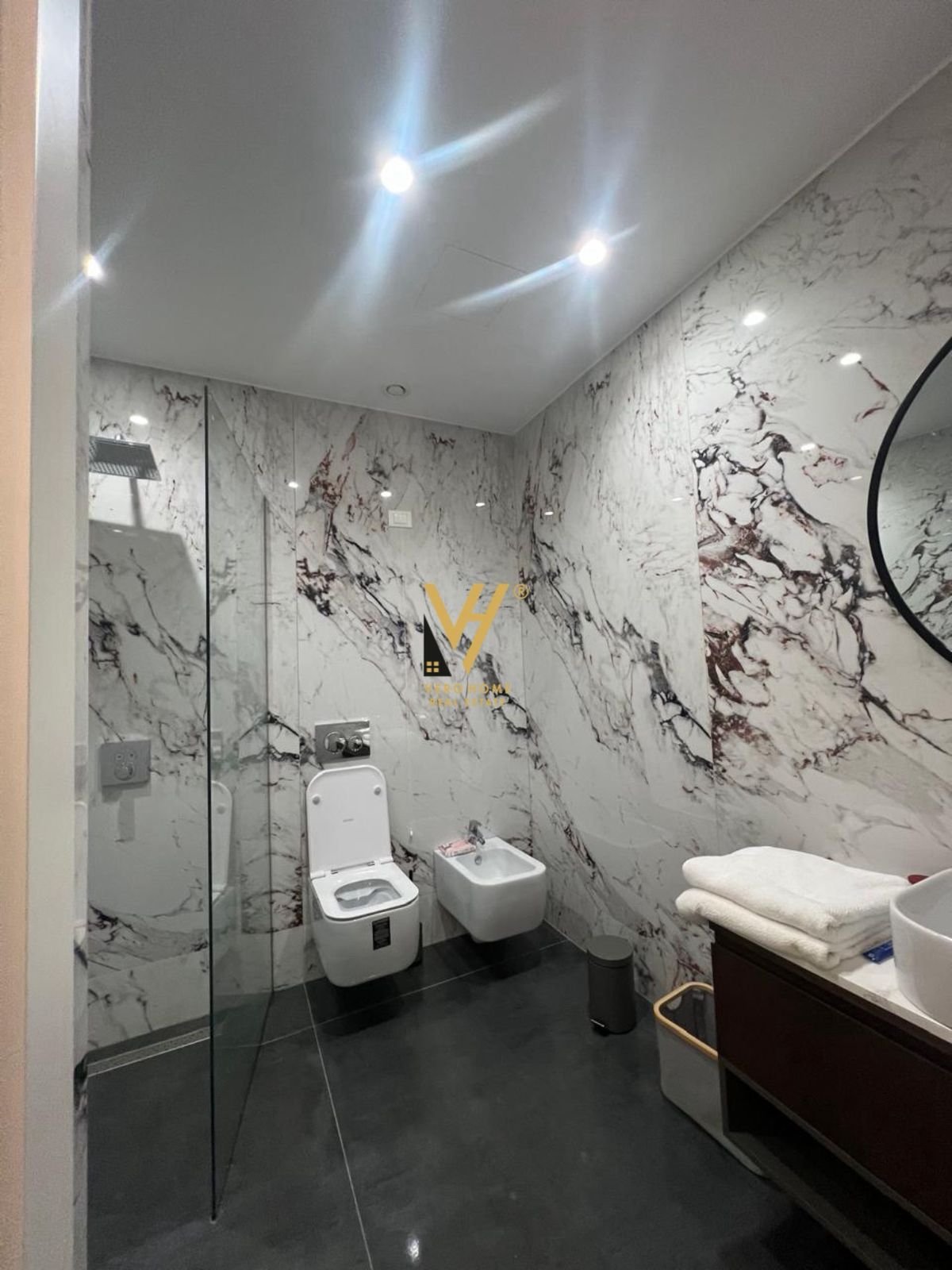 APARTAMENT 2+1+2+3BLK TE LAKE VIEW 750.000 EURO