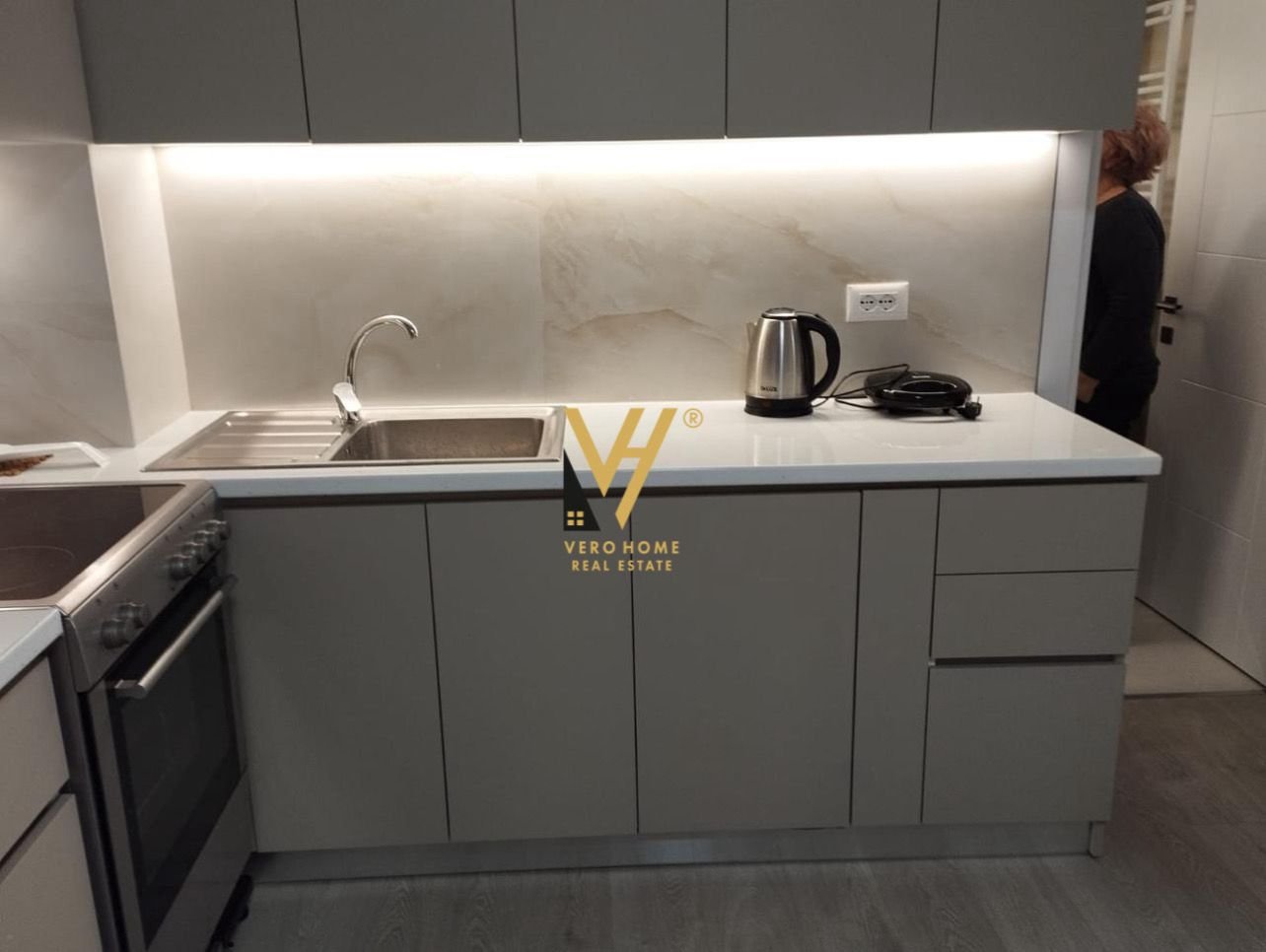 1+1+BLK ME QIRA TE 5 MAJI 50.000 LEKE