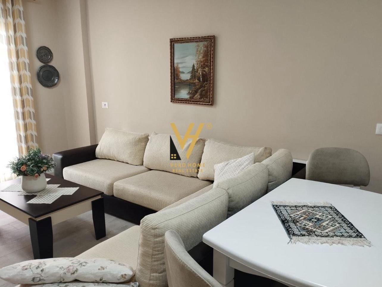 1+1+BLK ME QIRA TE 5 MAJI 50.000 LEKE