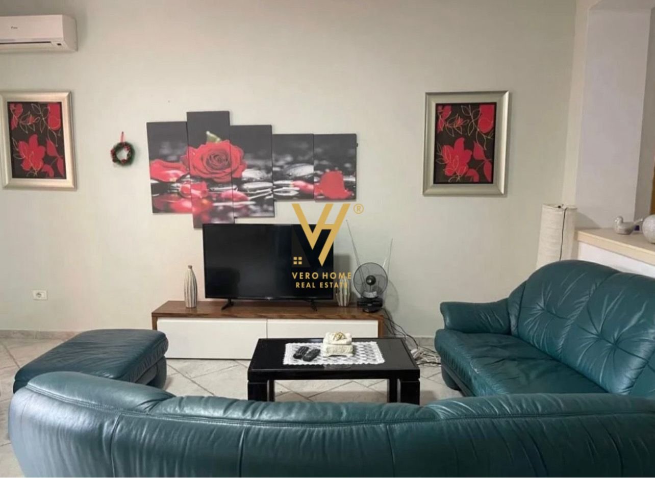 2+1 ME QIRA TE 9-KATESHET 650 EURO