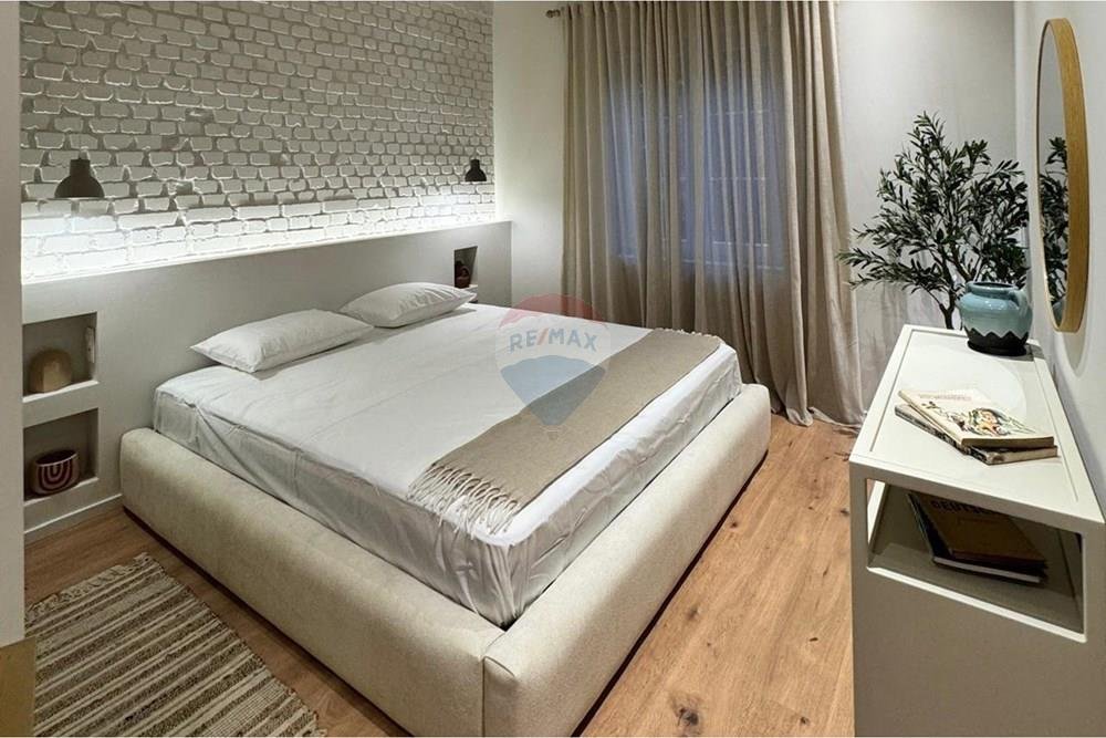 Apartament 2+1 me qira ne Myslym Shyri!