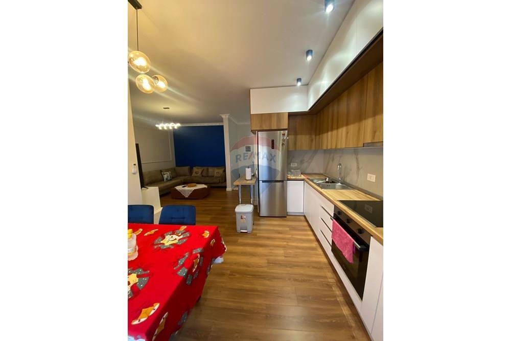 APARTAMENT 2+1 PER QIRA TE RR.DIBRES